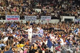 "Desak Anies" di Surabaya membludak, Anies: Belum pernah sebanyak ini
