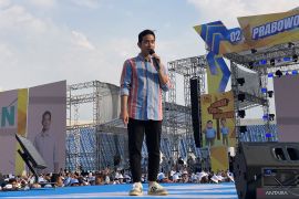 Gibran minta relawan jaga TPS sampai malam guna cegah kecurangan