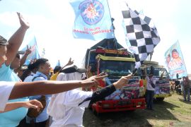 Telur ayam untuk kampanye Prabowo-Gibran