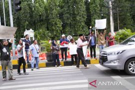 PWI Situbondo aksi damai peringati HPN 2024