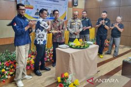 Hermus Indou: Pers punya peran krusial jaga keseimbangan informasi