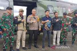 KPU Teluk Bintuni distribusikan logistik Pemilu ke empat distrik terjauh