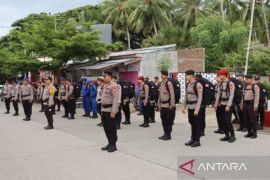 46 polisi dilibatkan kawal logistik pemilu di Pulau Selayar