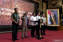 Hotman Paris: Penyebar hoaks suap di Mirage 2000-5 yang rugikan Kemhan diduga WNI