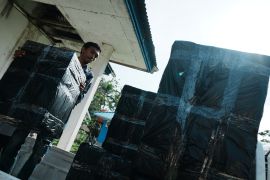 Distribusi logistik Pemilu di Pulau Saponda Laut Page 3 Small