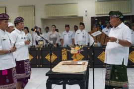 Bupati Jembrana lantik pejabat eselon II