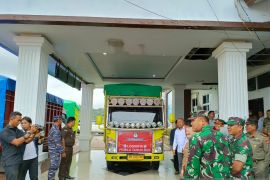 Bupati Gorontalo Utara pantau proses distribusi logistik pemilu