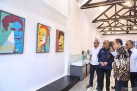 Perum LKBN ANTARA gelar pameran foto "PERS, DEMOKRASI, & PEMBANGUNAN" rayakan Hari Pers Nasional