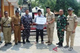 Pemkab Bangkalan salurkan bantuan alsintan kelompok tani