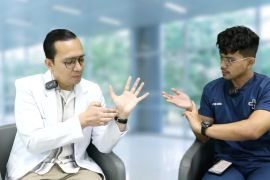 Bantu deteksi dini aritmia, bisa gunakan jam tangan pintar