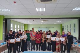 FSB Beri penghargaan untuk kepengurusan Organisasi Mahasiswa Periode 2023