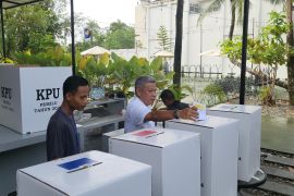 Bupati Kubu Raya pantau langsung TPS rawan di Perumnas IV