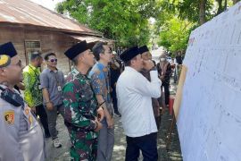 Pj Bupati HSS dan forkopimda tinjau pelaksanaan pemilu di wilayah Daha