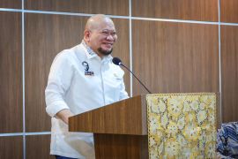 Ketua DPD RI ingatkan PR Jatim untuk entaskan kemiskinan
