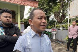 Menteri Bahlil  tepis pernyataan ketergantungan ekspor nikel ke China