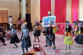 SMA Katolik Villanova kembangkan pendidikan kearifan lokal Papua
