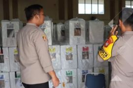 Polres Mamuju kawal ketat distribusi kotak suara hasil Pemilu 2024