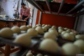 Pemerintah targetkan 10 juta UMKM tersertifikasi halal pada Oktober 2024