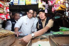 Kunjungan Ketua KPPU di Pasar Tambahrejo Surabaya