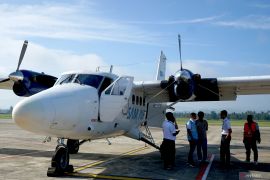 Menparekraf perkirakan harga tiket pesawat akan segera turun