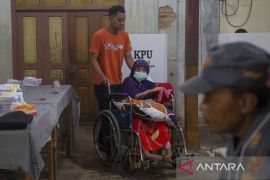 KPU Boyolali lakukan pemungutan suara ulang Pemilu 2024 di empat TPS