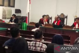 Anak ketua DPRD Ambon divonis  empat tahun penjara
