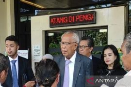 OC Kaligis bela kreditur BRI yang divonis empat tahun