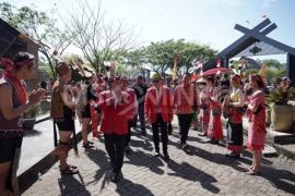 Yohanes Ontot hadiri PGD Kalbar ke-37