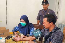 KPPS-PPK bisa periksa kesehatan gratis di Puskesmas Dringu-Probolinggo
