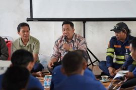 Tanah Bumbu collaborates with Jhonlin Rescue to increase firefighters' skills