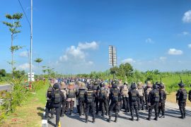 Polisi minta warga tak saling serang di Lombok Tengah