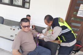 PPK dan KPPS Sukabumi jalani pemeriksaan kesehatan sebelum rapat pleno