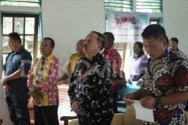 Wabup hadiri Paskah di Dusun Sekumpai Kembayan