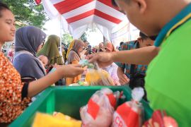 Pemkot Probolinggo gelar pasar murah kendalikan harga pangan