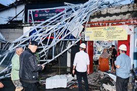 Pj Gubernur Jawa Barat minta warga tingkatkan kewaspadaan terhadap cuaca ekstrem