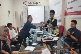 Pewarta ANTARA se-Sumbagsel ikuti penyegaran keredaksian di Palembang