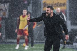 Daniele De Rossi dipastikan akan tetap latih AS Roma musim depan