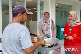 Mahasiswi Untag Surabaya kaji dampak "Predatory Pricing" bagi UMKM