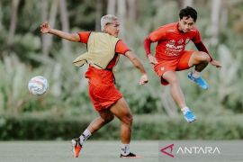 Elias Dolah kembali perkuat pertahanan Bali United lawan PSM