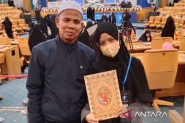 Nuriyah berhasil jadi juara 3 MTQ di Teheran Iran