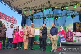 Kalbar pecahkan rekor MURI "Sotong Pangkong"