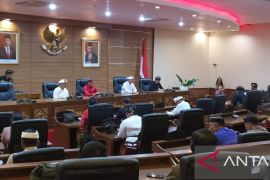 Wabup Bangli hadiri rapat pertanggungjawaban APBD 2023 di DPRD