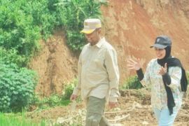 Penjabat Bupati Subang rehabilitasi saluran air terdampak longsor