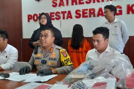 Polisi tangkap kasir toko kecantikan di Serang yang gelapkan uang
