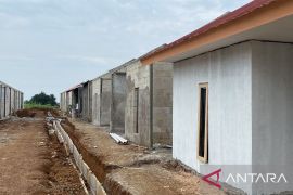 Rumah tahan gempa di Pamoyanan Bogor siap dihuni April