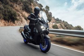 Sentuhan Warna & Grafis Baru yang Buat XMAX Connected Tampil Lebih Sporty