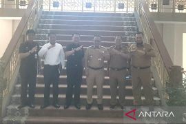 Pemkot dan Pemkab Bekasi mewacanakan tukar guling aset daerah