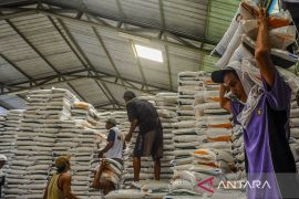 Distan Lebak sebut larangan beras oplosan lindungi konsumen