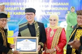 Bupati Kabupaten Tana Tidung meresmikan Boloy Adat Tidung