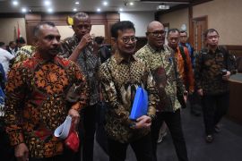 SYL minta penangguhan penahanan karena sakit paru-paru